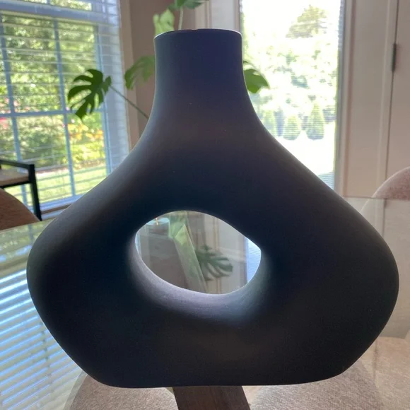 H&M Home Stoneware Modern Irregular Black Ceramic Vase Decor - Picture 8 of 10